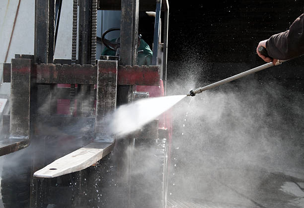 Post-Construction Pressure Washing in Palm Springs, FL